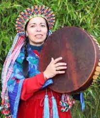 Processus art-thrapeutique de cration d'un tambour shamanique du 5 au 7 octobre 2018 avec Angela VARELA